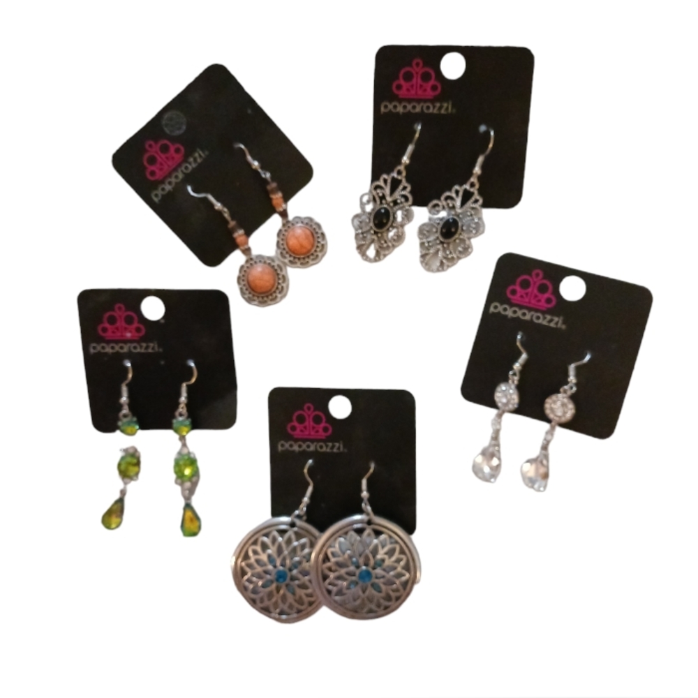 NWT Paparazzi bundle of 5 new fish back earrings.